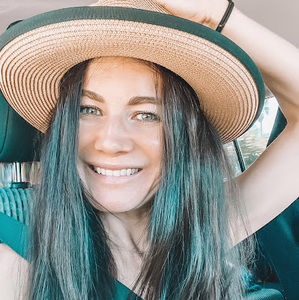 Meet your Posher, Albina